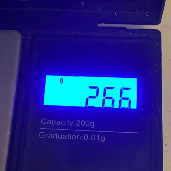 6” golden beaded stackable stretch bracelet with Eiffel Tower pendant & 39 beads - Picture 11 of 11